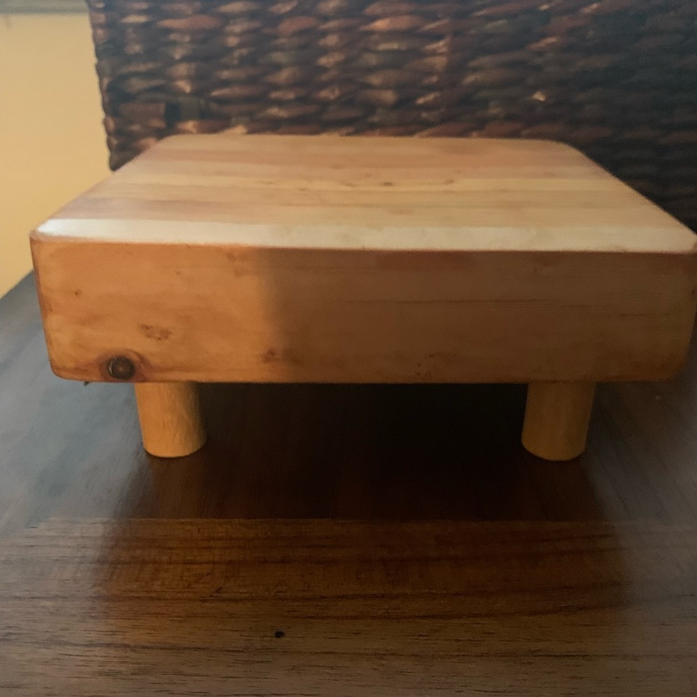 Small stand